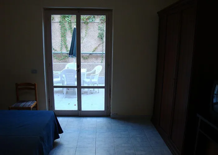 Malavoglia آتْشّي كاستيلّو